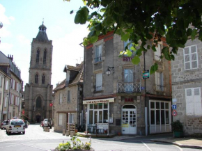 Hotels in Felletin